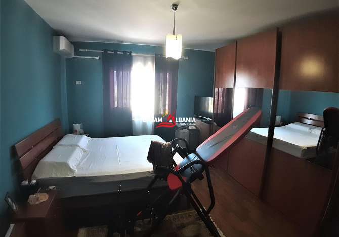 Shtepi ne shitje Apartament ne Tirane, 3+1, Mobilimi E mobiluar, Pagesa 229,000  Euro.