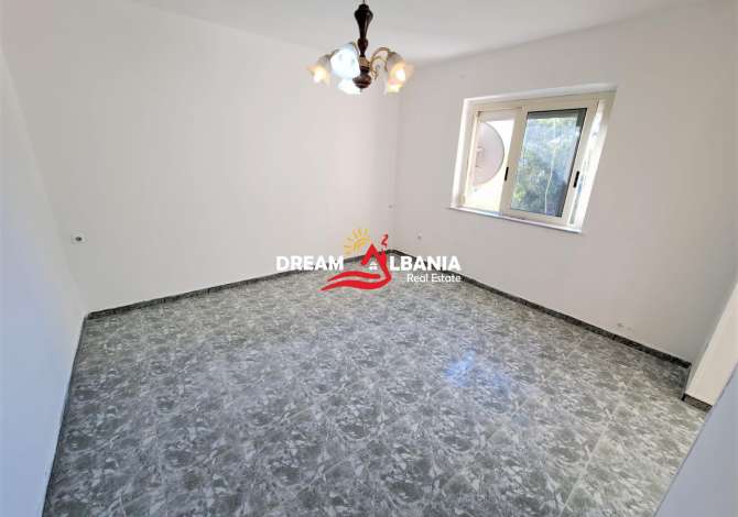 Shtepi ne shitje Apartament ne Tirane, 2+1, Mobilimi Bosh, pa mobiluar, Pagesa 78,000  Euro.