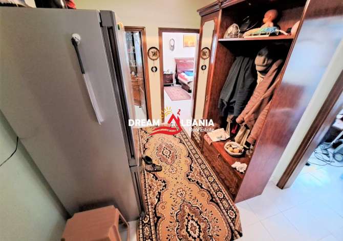 Shtepi ne shitje Apartament ne Tirane, 3+1, Mobilimi E mobiluar, Pagesa 120,000  Euro.