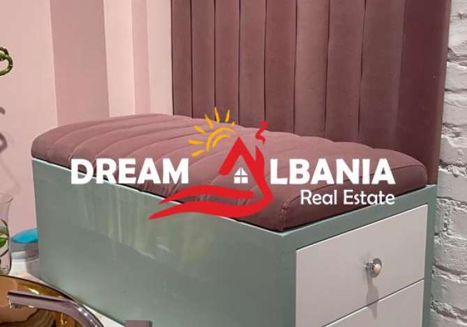 Jepet me qera parukeri estetik, tek rruga Mine Peza prane Prokuroriese (ID 4271808)