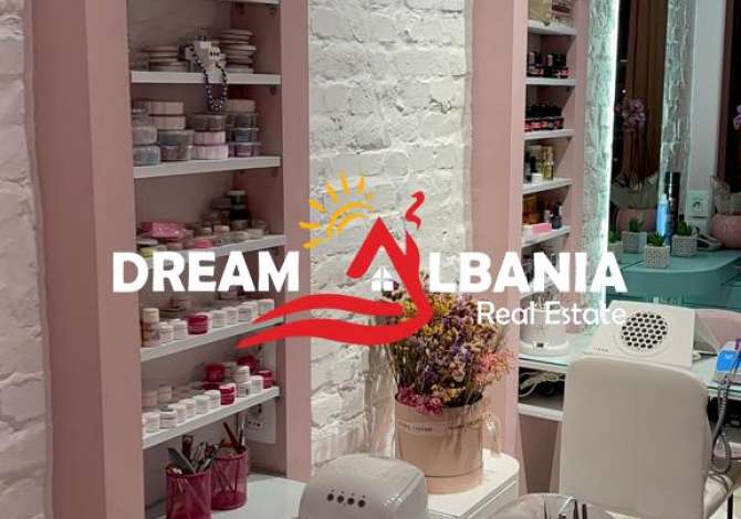 Jepet me qera parukeri estetik, tek rruga Mine Peza prane Prokuroriese (ID 4271808)