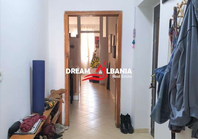 Shtepi ne shitje Apartament ne Tirane, 1+1, Mobilimi E mobiluar, Pagesa 80,000  Euro.