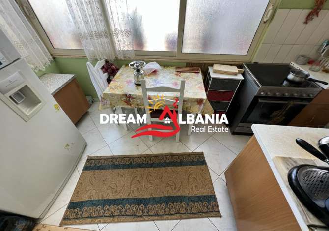 Shtepi ne shitje Apartament ne Tirane, 2+1, Mobilimi E mobiluar, Pagesa 150,000  Euro.