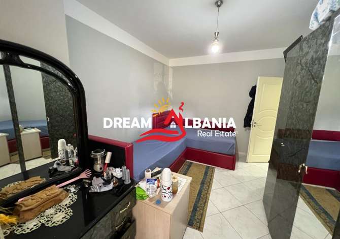 Shtepi ne shitje Apartament ne Tirane, 2+1, Mobilimi E mobiluar, Pagesa 150,000  Euro.