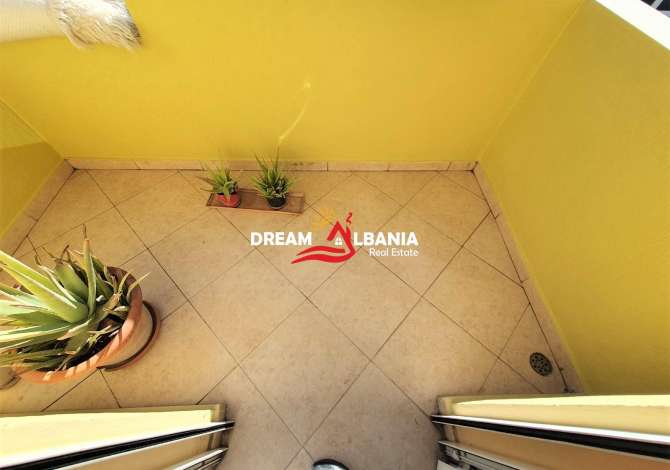 Shtepi ne shitje Apartament ne Tirane, 2+1, Mobilimi Pjeserisht e mobiluar, Pagesa 165,000  Euro.