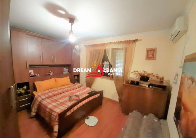 Shtepi me qera Apartament ne Tirane, 2+1, Mobilimi E mobiluar, Pagesa 500  Euro.