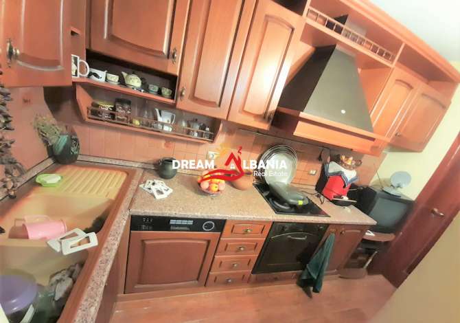 Shtepi me qera Apartament ne Tirane, 2+1, Mobilimi E mobiluar, Pagesa 500  Euro.