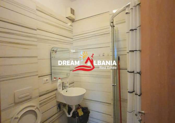 Shtepi ne shitje Apartament ne Tirane, 2+1, Mobilimi E mobiluar, Pagesa 136,000  Euro.