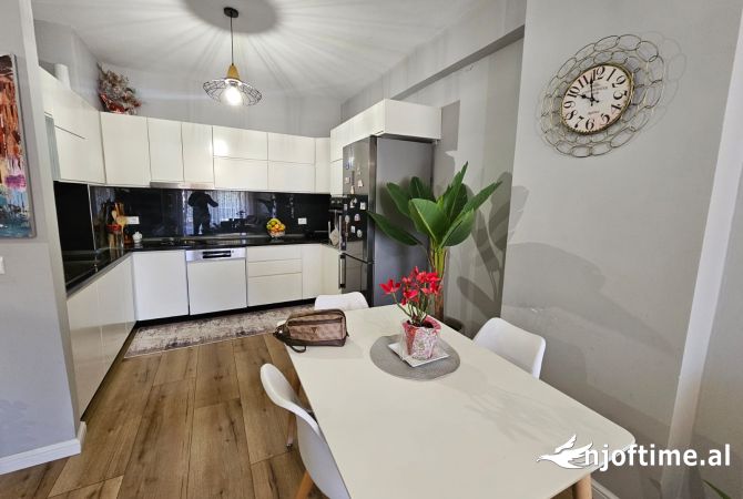 Shtepi ne shitje 2+1 ne Tirane - 135,000 Euro
