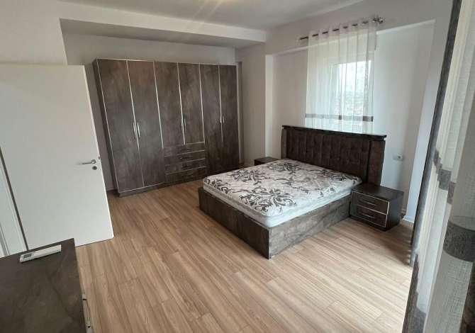 Shtepi me qera Apartament ne Tirane, 2+1, Mobilimi E mobiluar, Pagesa 500  Euro.