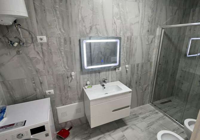 Shtepi me qera Apartament ne Tirane, 2+1, Mobilimi E mobiluar, Pagesa 500  Euro.