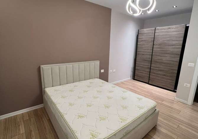 Shtepi me qera Apartament ne Tirane, 2+1, Mobilimi E mobiluar, Pagesa 450  Euro.