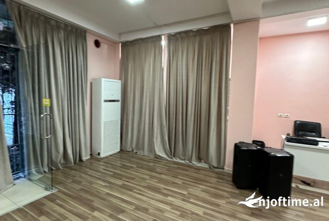 Ambient biznesi ne shitje 3+1 ne Tirane - 300,000 Euro