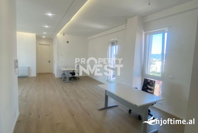 Japim me qera super ambient ne qender.