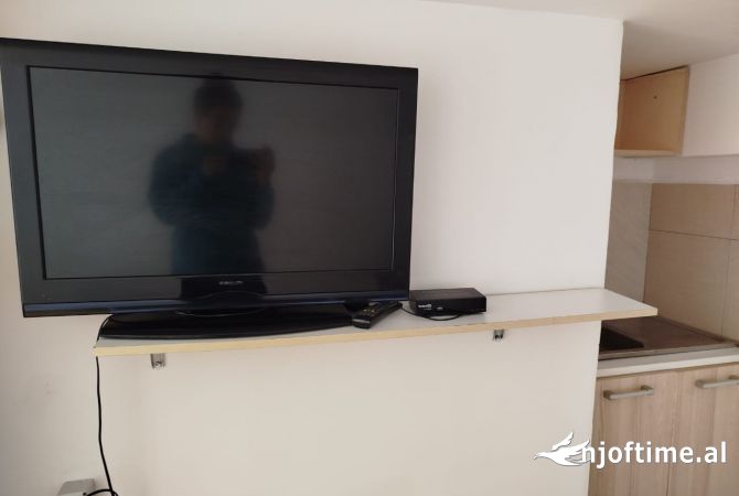 Shtepi me qera Garsoniere ne Tirane - 250 Euro