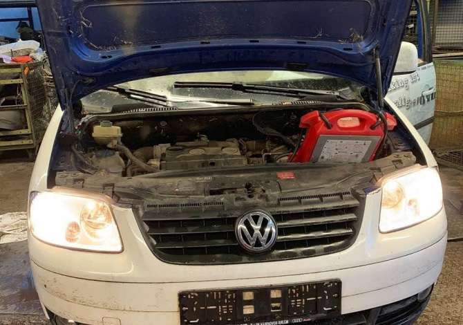 Volkswagen Touran te sapoardhur nga Gjermania, cmontohen per pjese kembimi, 0 km ne Shqiperi.