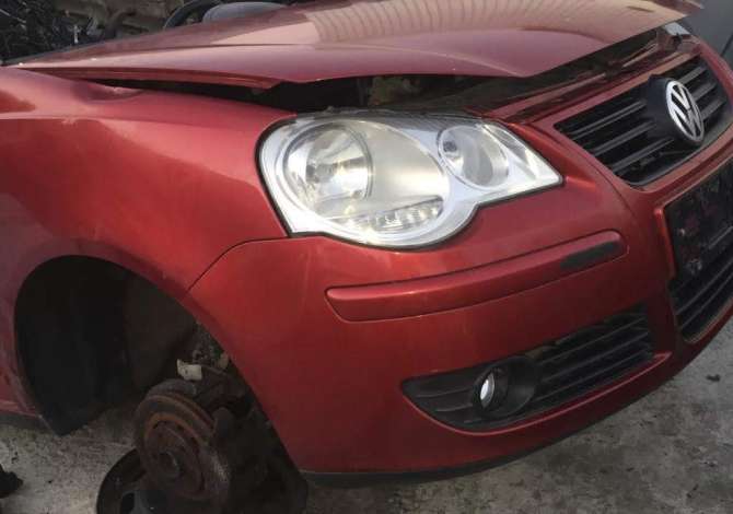 Volkswagen Polo viti 2008, cmontohet per pjese kembimi.