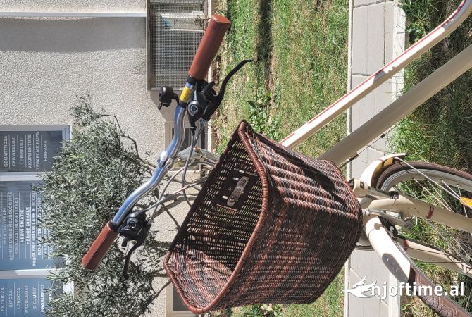 Bicycle  in Tirana - 20,000 Leke
