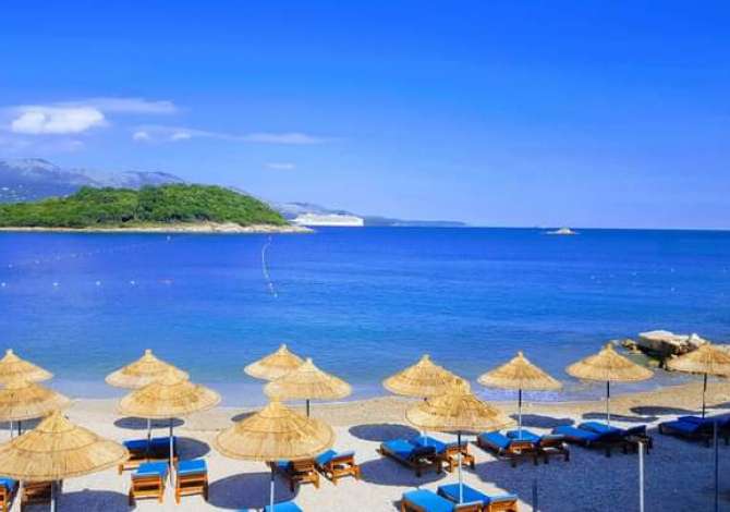 Njoftime Pune ne Sarande, Profesioni Ndihmes Kuzhinier/e, Pjatalarese, Sanitare , , Pagesa Me Marreveshje.