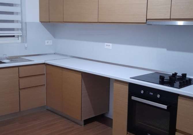 Shtepi me qera 2+1 ne Tirane - 450 Euro
