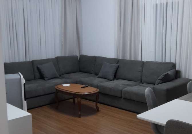 Shtepi me qera 2+1 ne Tirane - 450 Euro