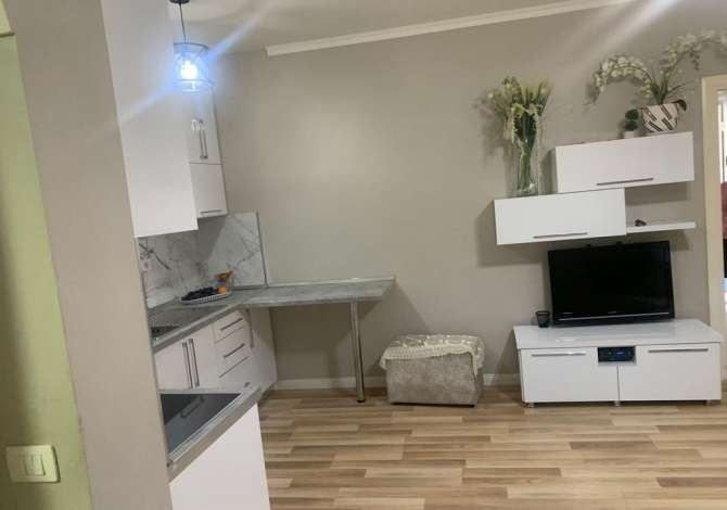 Shtepi ne shitje  ne Shkoder, 2+1, Mobilimi E mobiluar, Pagesa 60,000  Euro.