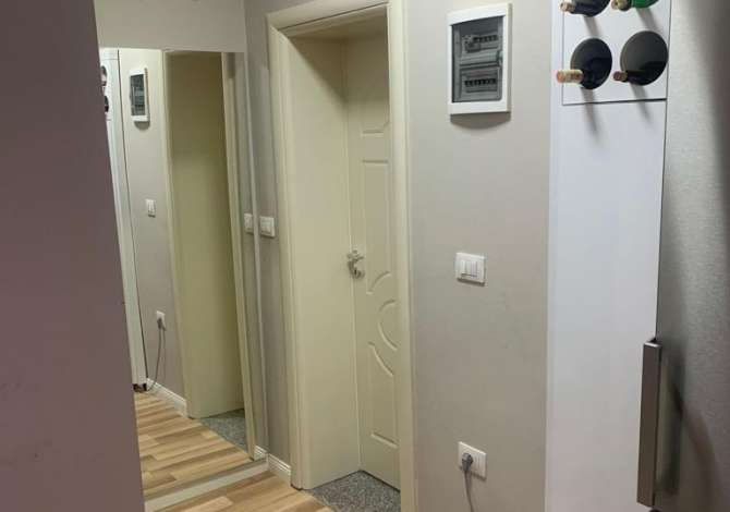 Shtepi ne shitje  ne Shkoder, 2+1, Mobilimi E mobiluar, Pagesa 60,000  Euro.