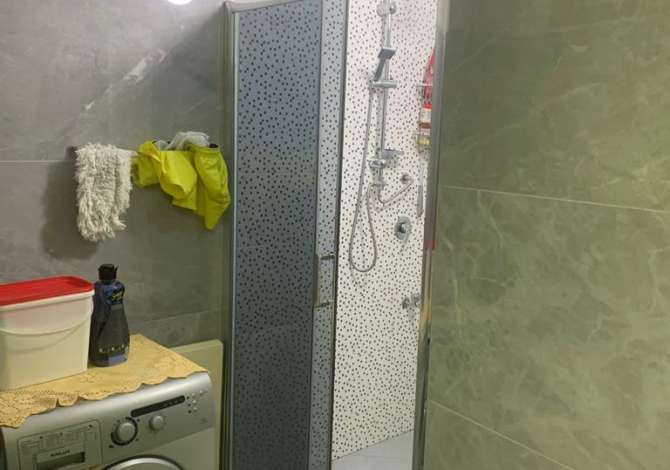 Shtepi ne shitje  ne Shkoder, 2+1, Mobilimi E mobiluar, Pagesa 60,000  Euro.