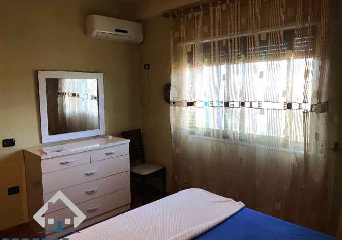 Shtepi me qera 2+1 ne Tirane - 370 Euro