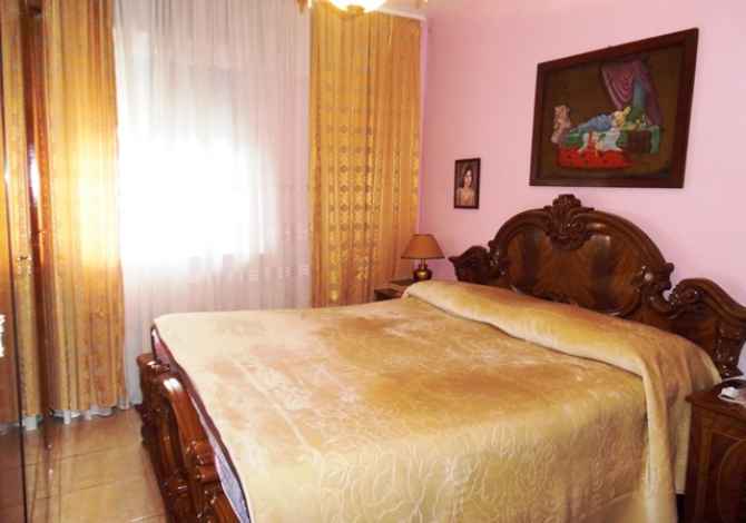 Shtepi me qera 3+1 ne Tirane - 30,000 Leke