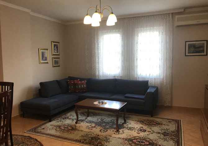 Shtepi me qera 1+1 ne Tirane - 370 Euro