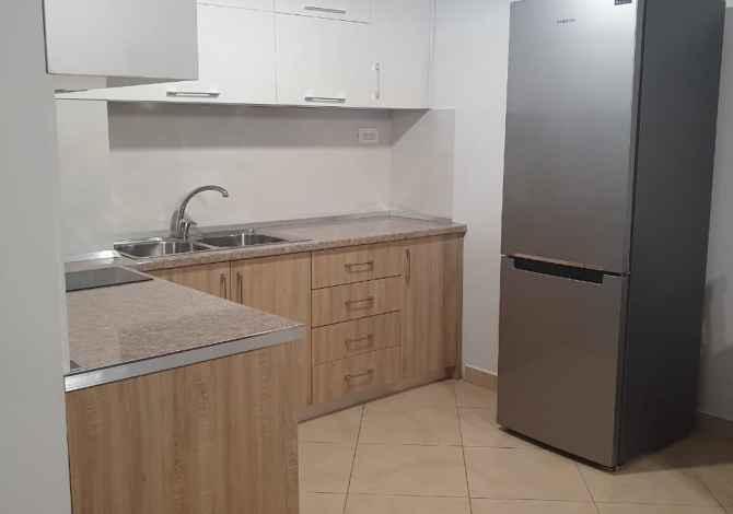 Shtepi me qera  ne Tirane, 1+1, Mobilimi E mobiluar, Pagesa 330  Euro.