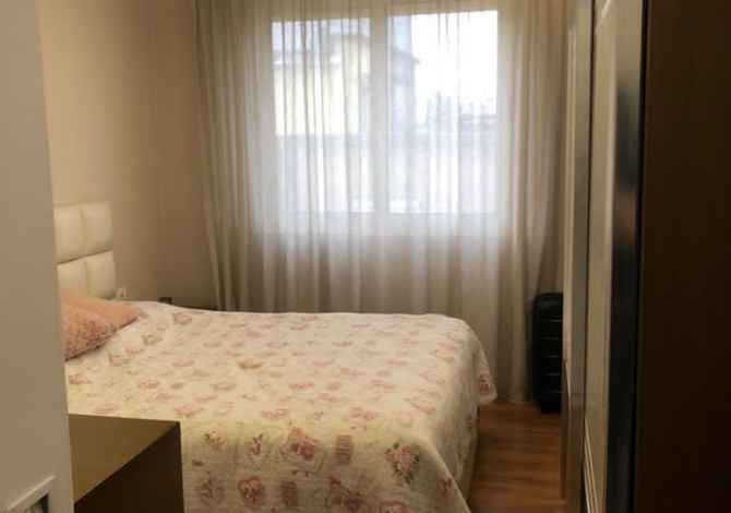 Shtepi me qera  ne Tirane, 1+1, Mobilimi E mobiluar, Pagesa 350  Euro.