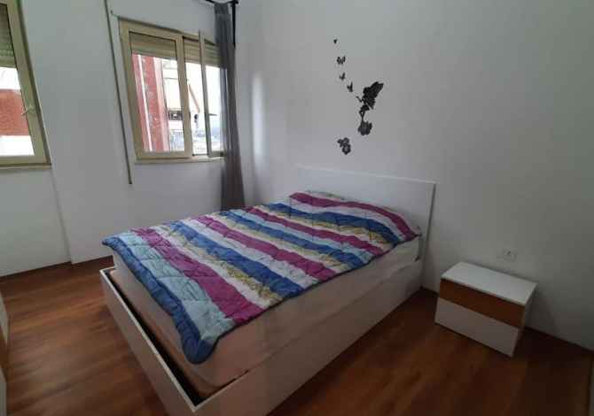 Shtepi me qera 2+1 ne Tirane - 300 Euro