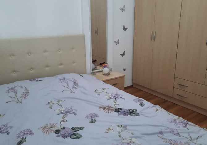 Shtepi me qera  ne Tirane, 2+1, Mobilimi E mobiluar, Pagesa 300  Euro.