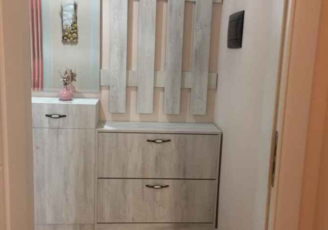 Shtepi me qera  ne Tirane, 1+1, Mobilimi E mobiluar, Pagesa 30,000  Leke.