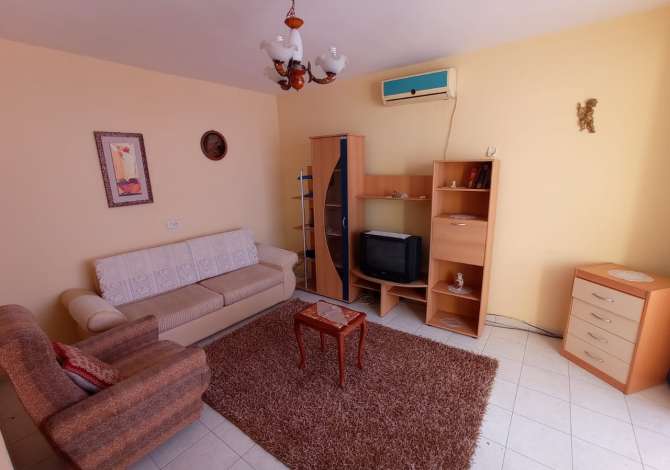 Shtepi me qera 1+1 ne Tirane - 33,000 Leke