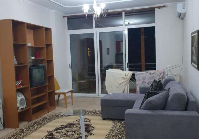 Shtepi me qera 1+1 ne Tirane - 350 Euro