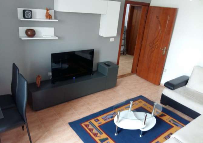 Shtepi me qera 2+1 ne Tirane - 350 Euro
