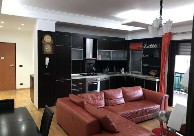 Shtepi me qera 2+1 ne Tirane - 550 Euro