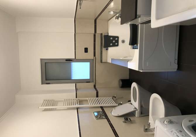 Shtepi me qera Apartament ne Tirane, 2+1, Mobilimi E mobiluar, Pagesa 550  Euro.