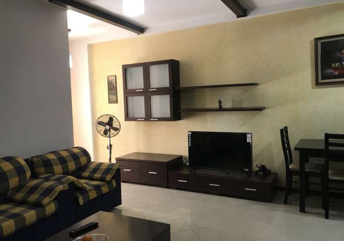 Shtepi me qera 1+1 ne Tirane - 400 Euro