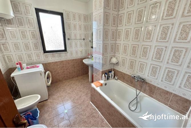 Shtepi ne shitje 2+1 ne Durres - 119,900 Euro
