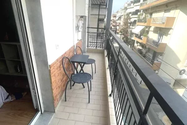 Shtepi ne shitje Apartament ne Tirane, 2+1, Mobilimi Pjeserisht e mobiluar, Pagesa 139,000  Euro.