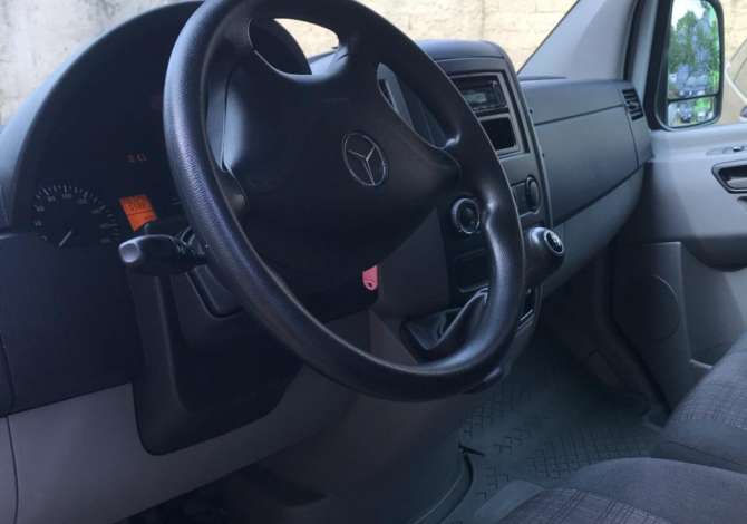 Makina ne shitje ne Tirane, Mercedes Sprinter frigoriferik, 2016 Diesel,Kambio Manual Pagesa 22,000  Euro.