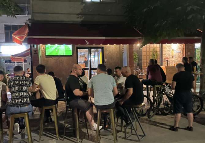 Njoftime Pune ne Tirane, Profesioni kamarier , , Pagesa Me Marreveshje.