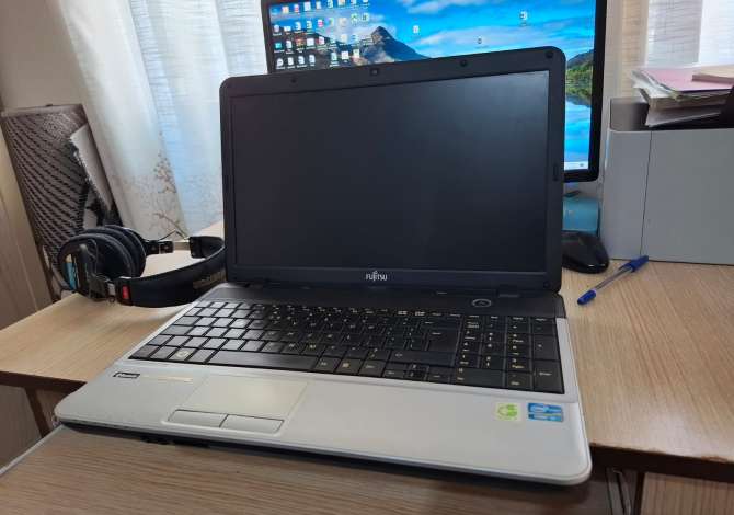 Computers and Electronics in Tirana - 410 Euro