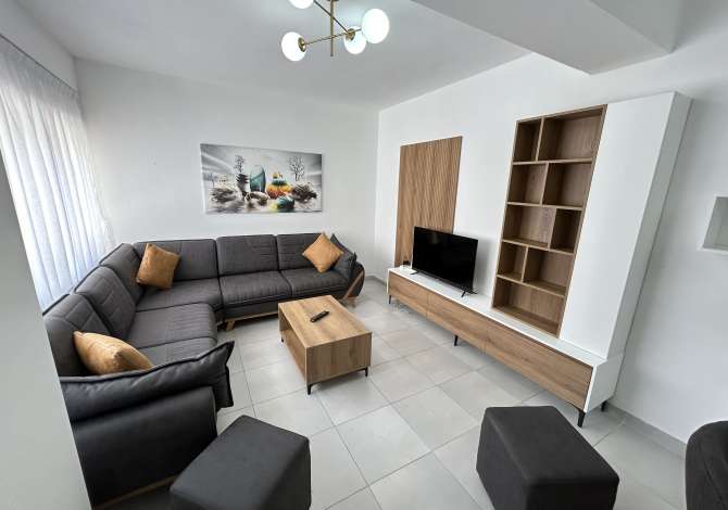 Shtepi me qera 2+1 ne Tirane - 650 Euro