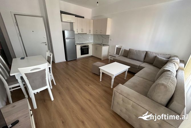Shtepi me qera 1+1 ne Tirane - 350 Euro