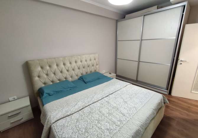 Shtepi me qera 2+1 ne Tirane - 800 Euro